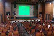 استقبال پرشور همکاران از اکران فیلم «زنده‌شور» به مناسبت روز سینما در مجتمع بیمارستانی امام خمینی (ره)
