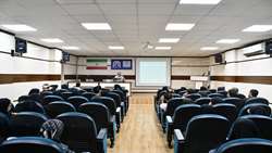 نخستین جلسه آشنایی با منشور حقوق بیمار در مجتمع بیمارستانی امام خمینی(ره) برگزار شد
