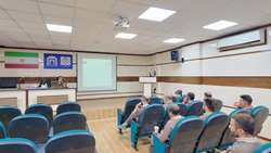 دومین کارگاه آموزشی ایمنی و سلامت شغلی ویژه کارکنان خدمات در مجتمع بیمارستان امام خمینی (ره) برگزار شد