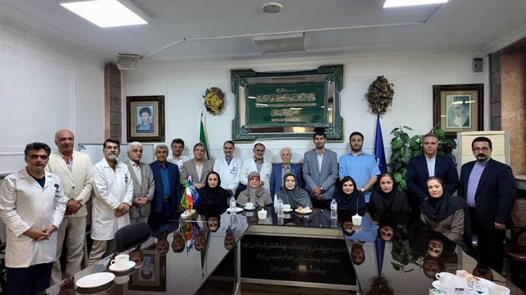  گزارش تصویری افتتاح پاویون دستیاران زنان مجتمع بیمارستانی امام خمینی(ره)