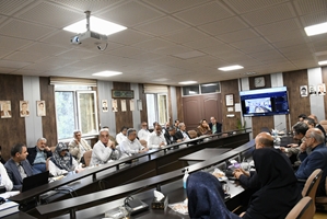نخستین جلسه روسای بخش های مجتمع بیمارستانی امام خمینی (ره) در سال 1405برگزار شد