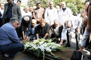 مراسم تشییع پیکر زنده یاد دکتر محمد باقر رحیم استاد پیشکسوت جراحی توراکس مجتمع بیمارستانی امام خمینی دانشگاه علوم پزشکی تهران