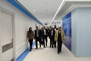 بازدید مدیران کشوری و وزارت بهداشت از ساختمان جدید انستیتو کانسر مجتمع بیمارستانی امام خمینی (ره)
