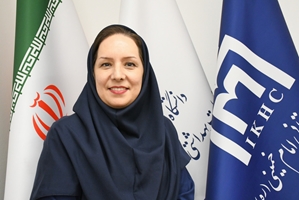 درخشش پرستار مجتمع بیمارستانی امام خمینی (ره) در اولین همایش ملی پرستاری و مراقبت در رزم 