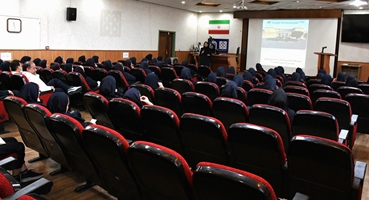 نشست صمیمانه کارکنان پرستاری با مدیر پرستاری مجتمع بیمارستان امام خمینی (ع) برگزار شد