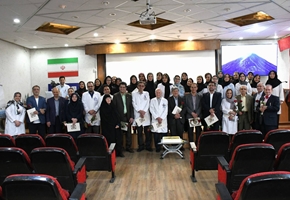 مراسم بزرگداشت روز استاد در بخش کودکان مجتمع بیمارستانی امام خمینی(ره) برگزار شد