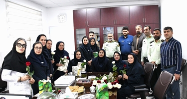 تجلیل  نیروی  انتظامی از  کادر پرستاری  مجتمع بیمارستانی امام خمینی (ره) به مناسبت روز پرستار