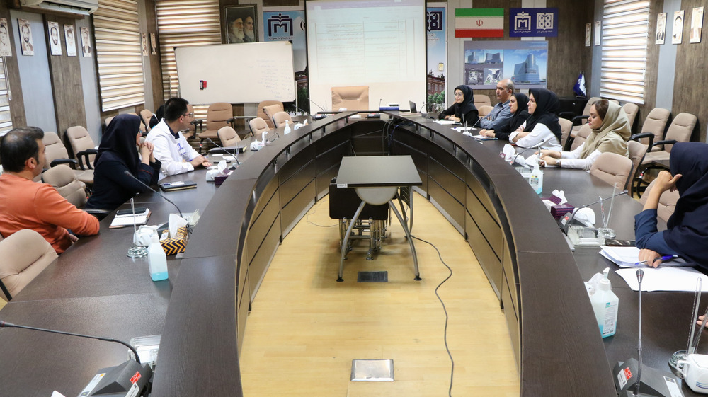  سومین جلسه کمیته مدیریت اطلاعات سلامت و فناوری اطلاعات مجتمع بیمارستانی امام خمینی(ره) در سال ۱۴۰۳
