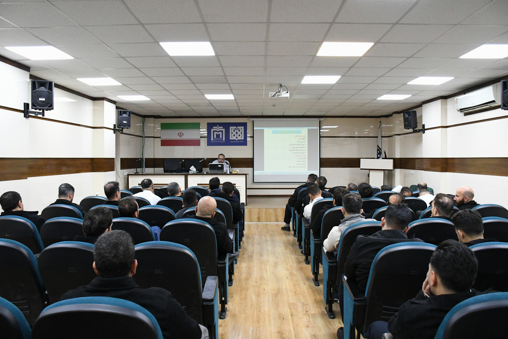 کارگاه آموزشی «آشنایی با انواع مواد مخدر و راه‌های پیشگیری از اعتیاد» با حضور پرسنل حفاظت فیزیکی حراست مجتمع بیمارستانی امام خمینی(ره) با هماهنگی ستاد مبارزه با مواد مخدر تهران بزرگ، طی دو روز برگزار شد