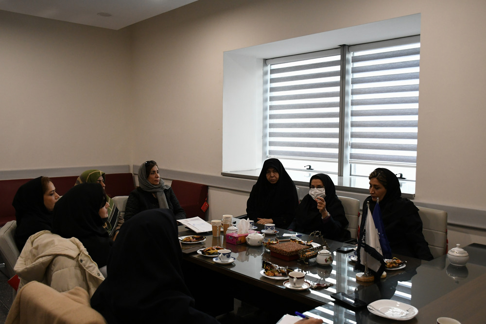 دومین جلسه هم‌اندیشی اعضای ستاد مرکزی امور بانوان خیر مجتمع بیمارستانی امام خمینی(ره) برگزار شد