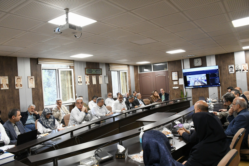 نخستین جلسه روسای بخش های مجتمع بیمارستانی امام خمینی (ره) برگزار شد