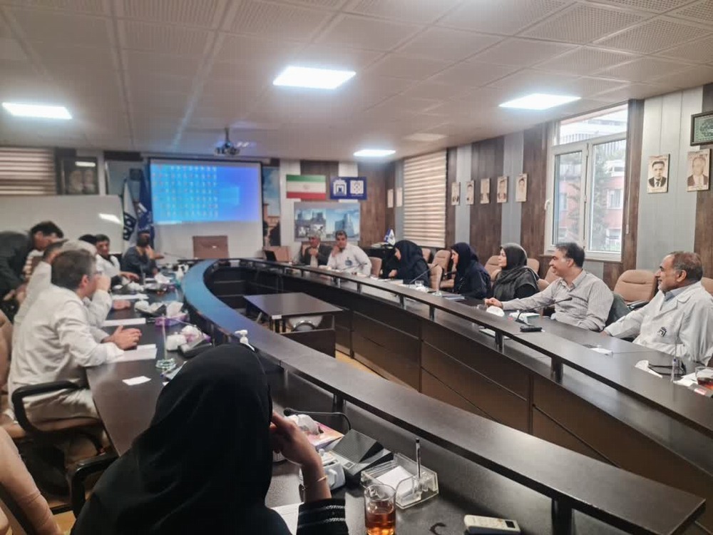دومین جلسه هیئت رئیسه مجتمع بیمارستانی امام خمینی (ره) برگزار شد