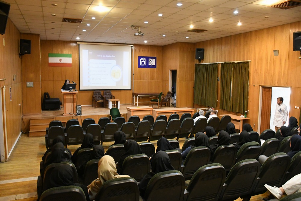 برگزاری نخستین دوره آموزشی بیمارستان عاری از دخانیات در مجتمع بیمارستانی امام خمینی (ره)