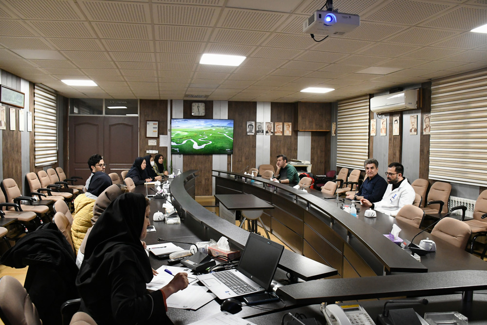 جلسه بهمن ماه کمیته مدیریت اطلاعات سلامت و فناوری اطلاعات مجتمع بیمارستانی امام خمینی(ره)برگزار شد