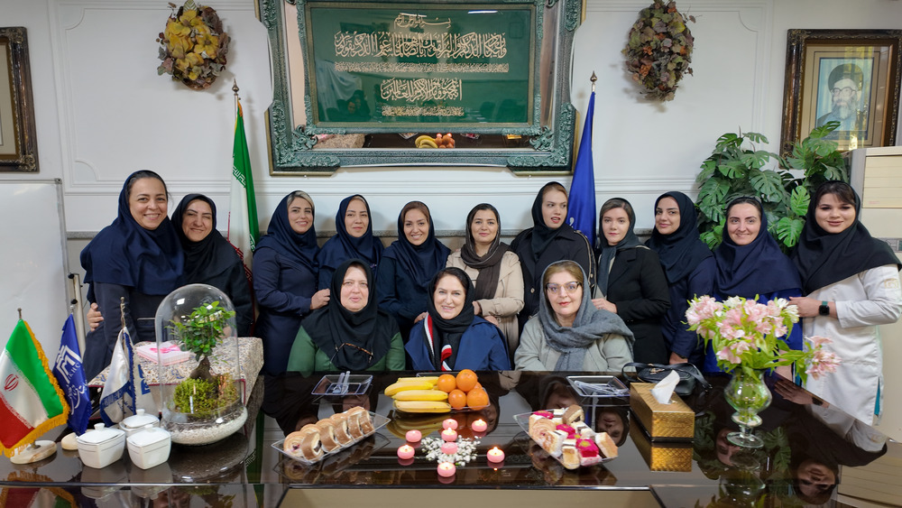 قدردانی از سال‌ها خدمت صادقانه سرپرستارNiCU2 بیمارستان ولیعصر